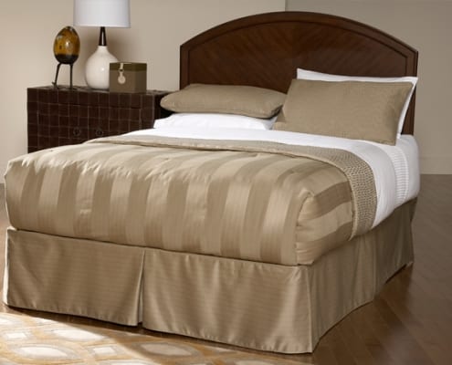 Grammercy-Linens-With-Pillows