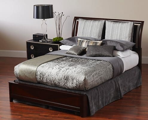 Solitaire-Duvet-with-Boulevard-Headboard